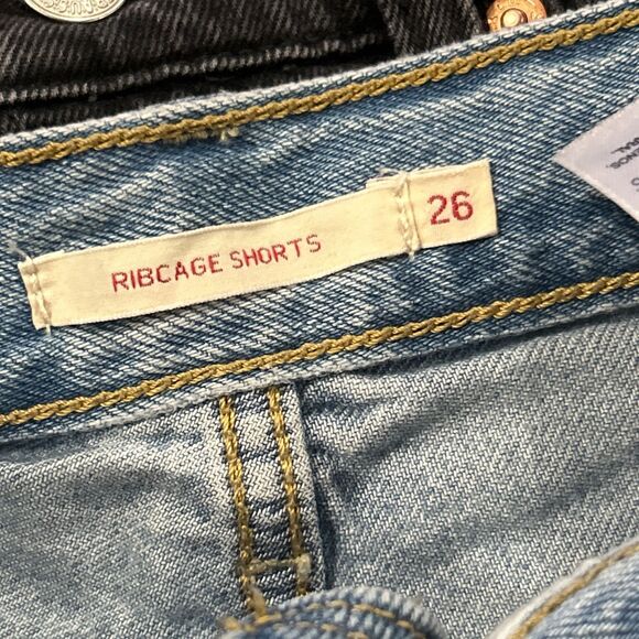 Levis Ribcage Jeans Shorts Womens 26 Blue Denim Button Fly Raw Frayed Hem Lot 3 - Picture 6 of 15